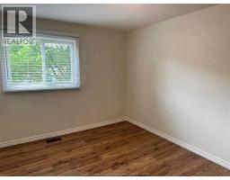 5458 LASSALINE AVENUE - 17