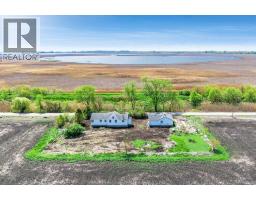 1833 Mersea Rd E - 1