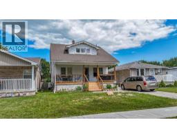 1840 BALFOUR BOULEVARD - 3