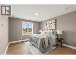 2572 MAYFAIR AVENUE South - 28