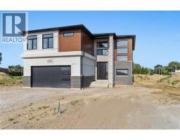 2572 MAYFAIR AVENUE South - 3