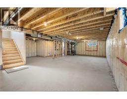 2572 MAYFAIR AVENUE South - 31