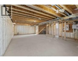 2572 MAYFAIR AVENUE South - 32