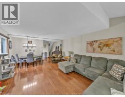 345 Robson ROAD UnitNo. 18 - 10