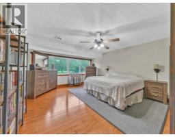 345 Robson ROAD UnitNo. 18 - 13