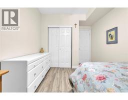 5915 NORTH WOODMONT - 21