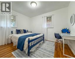 979 BELLEPERCHE PLACE - 15