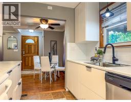 979 BELLEPERCHE PLACE - 16