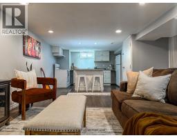 979 BELLEPERCHE PLACE - 23