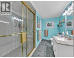 845 SUPERIOR STREET - 34