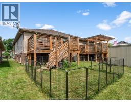 9 SHAW DRIVE - 25
