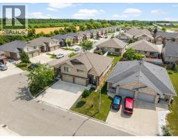 9 SHAW DRIVE - 31