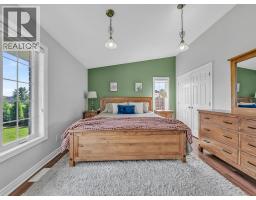229 ST. PETER STREET - 11