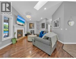 229 ST. PETER STREET - 4