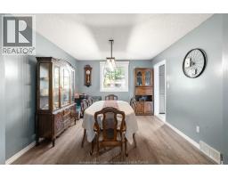 538 Michael CRESCENT - 11