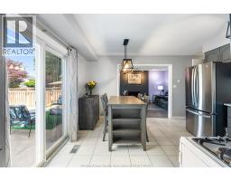 538 Michael CRESCENT - 15