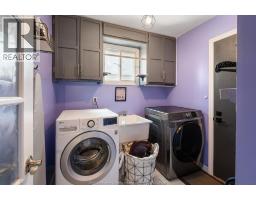 538 Michael CRESCENT - 18