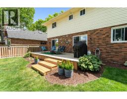 538 Michael CRESCENT - 42