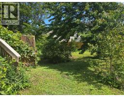 782 Kember AVENUE - 4
