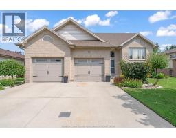 68 Wakefield AVENUE - 1