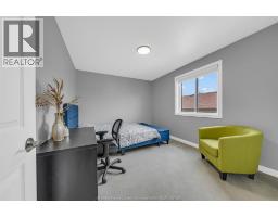 68 Wakefield AVENUE - 17