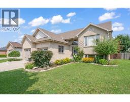 68 Wakefield AVENUE - 35
