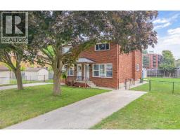 824-826 SMEETON - 3