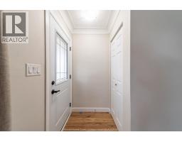 824-826 SMEETON - 30