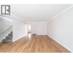 824-826 SMEETON - 32