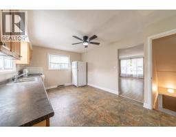 824-826 SMEETON - 34