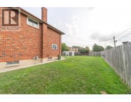 824-826 SMEETON - 47