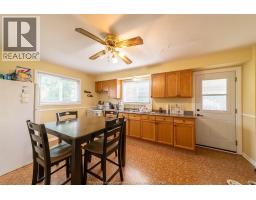 824-826 SMEETON - 9