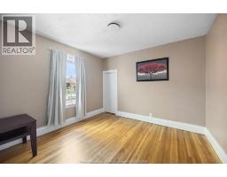 1422 Elsmere AVENUE - 11