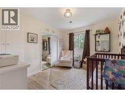 10 OAK STREET - 14