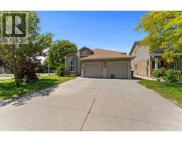 4697 HELSINKI CRESCENT - 3