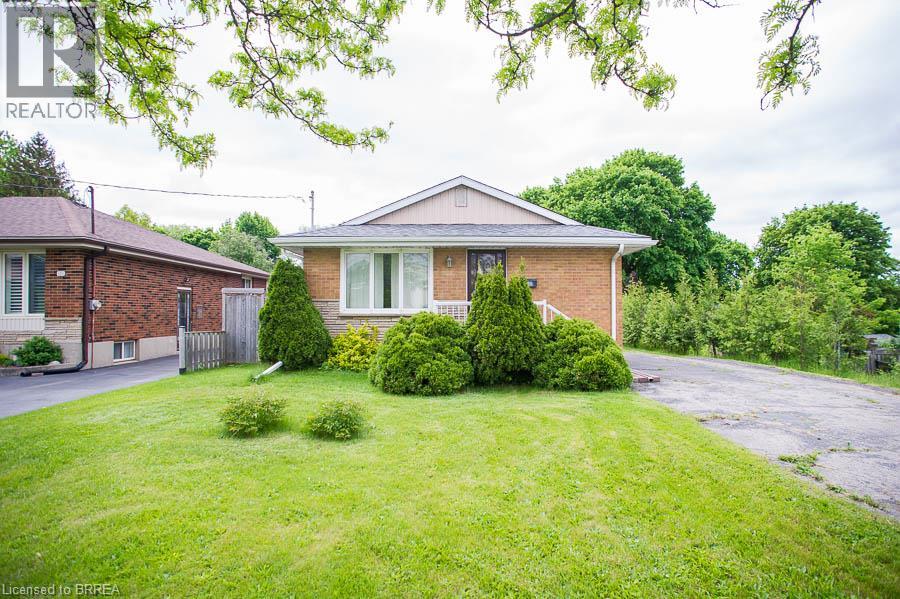 120 HENRY Street, Brantford