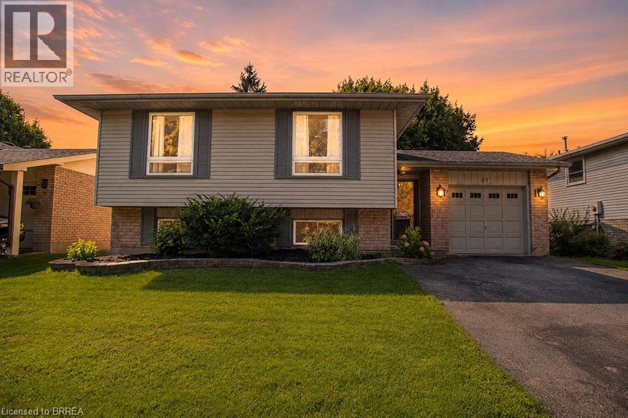 27 MYRTLEVILLE Drive, Brantford