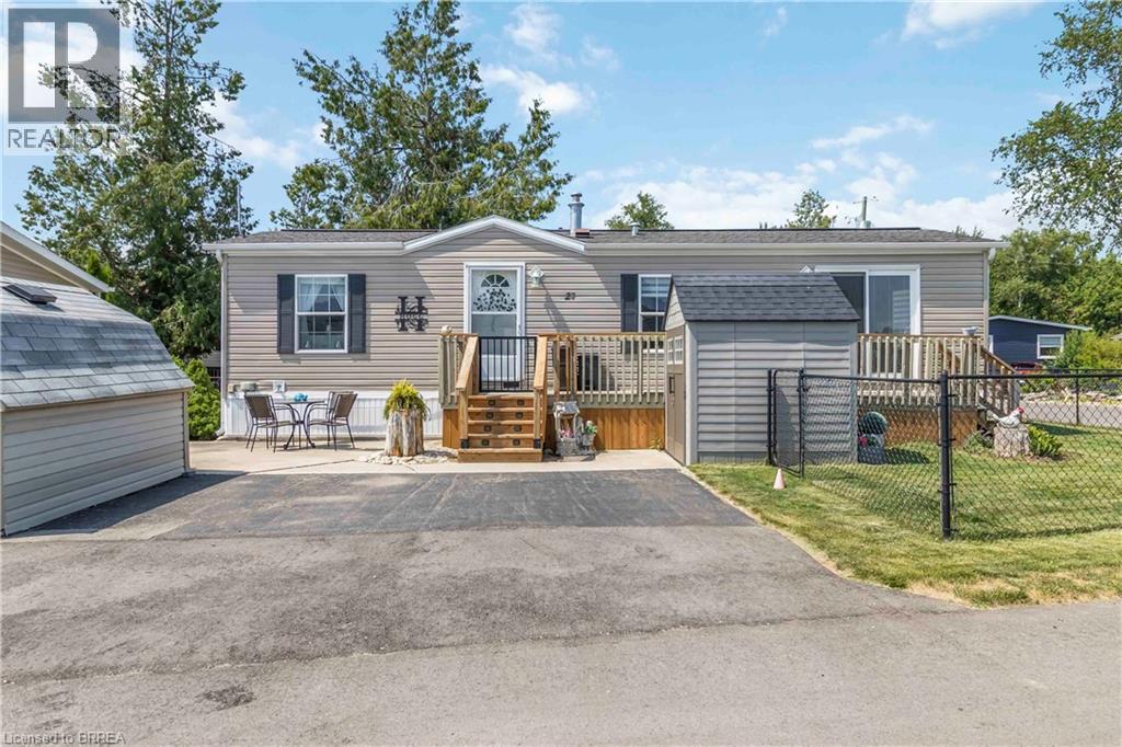 27 ELM Street, Puslinch
