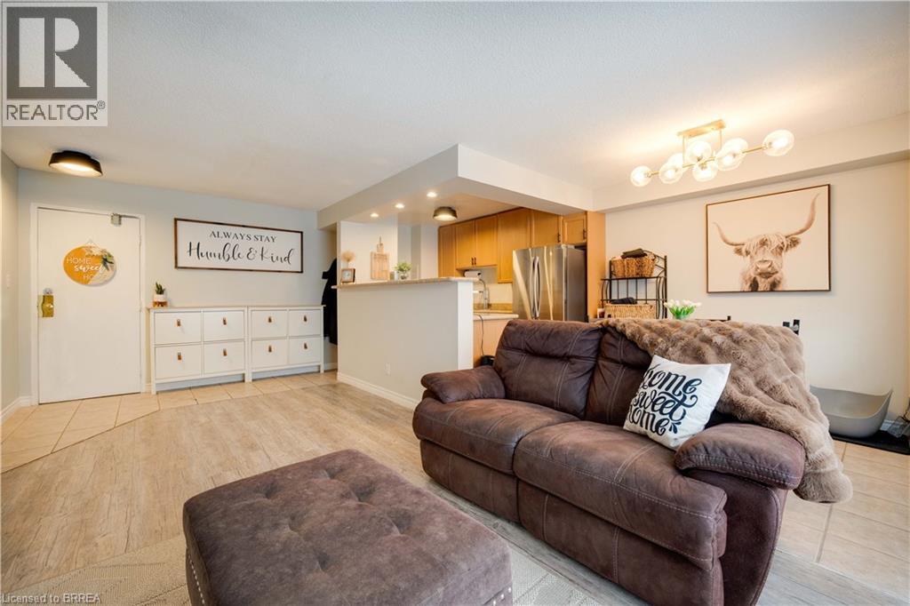 793 COLBORNE Street E UnitNo. 304, Brantford
