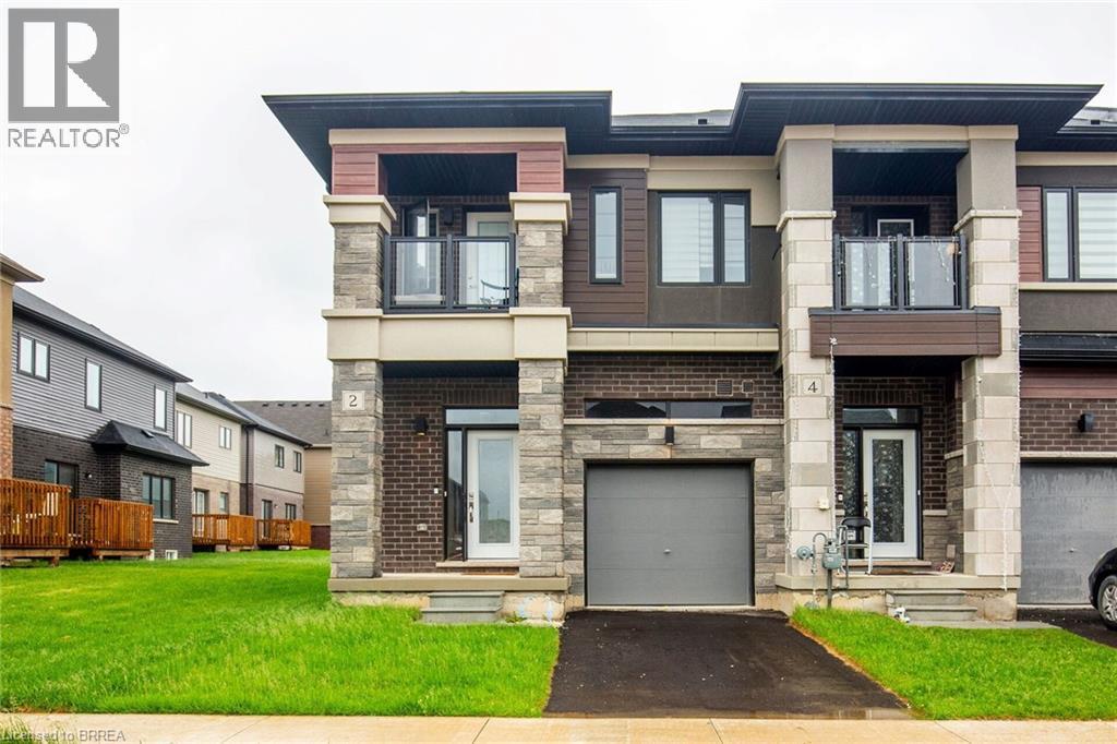 2 COPEMAN Avenue, Brantford