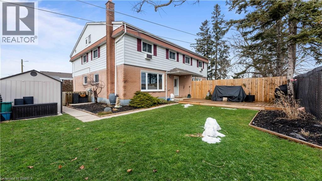 52 EWING Drive UnitNo. C, Brantford