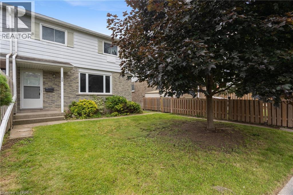 18 OAKHILL Drive UnitNo. 12B, Brantford