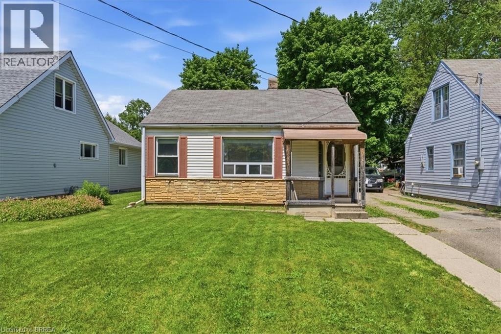 121 WILKES Street, Brantford
