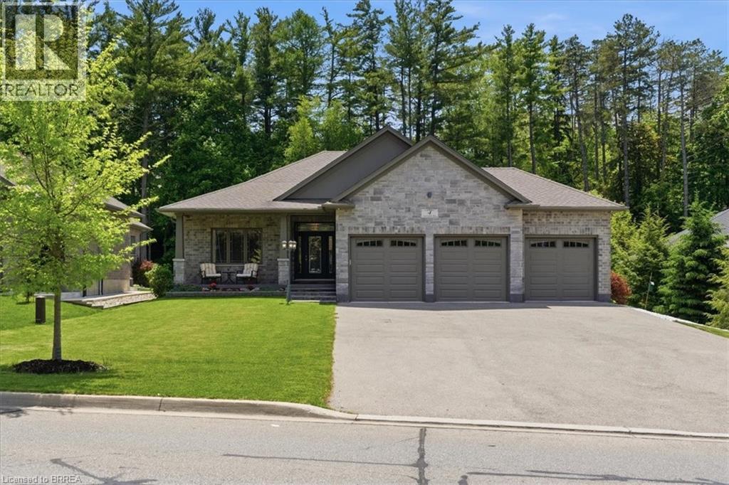 4 LYNNDALE Road, Simcoe