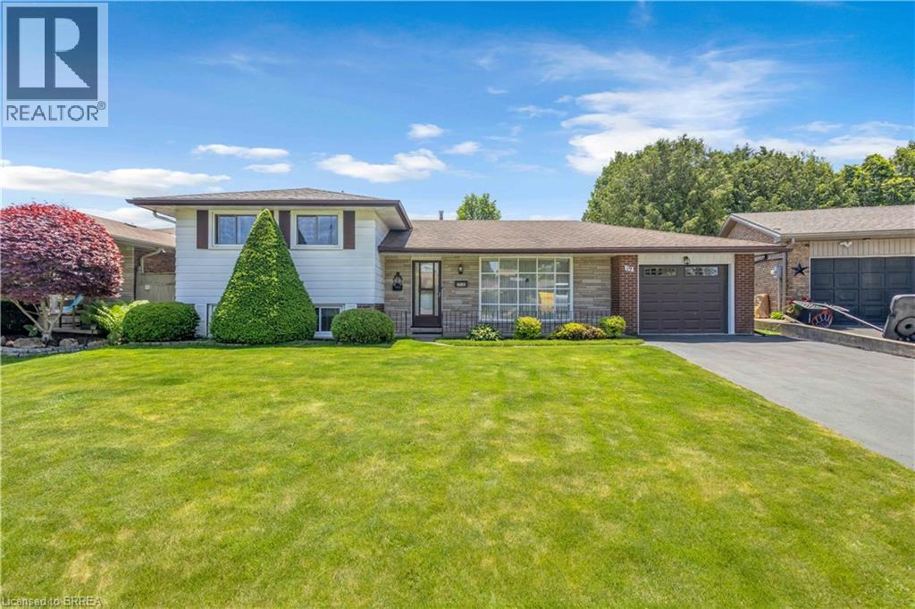 19 PIPPIN Drive, Brantford