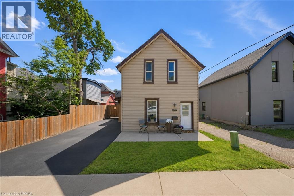 137 BROCK Street, Brantford