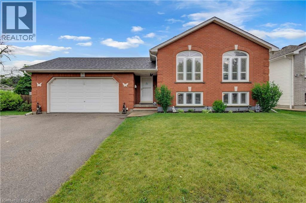 5 PASSMORE Court, Brantford