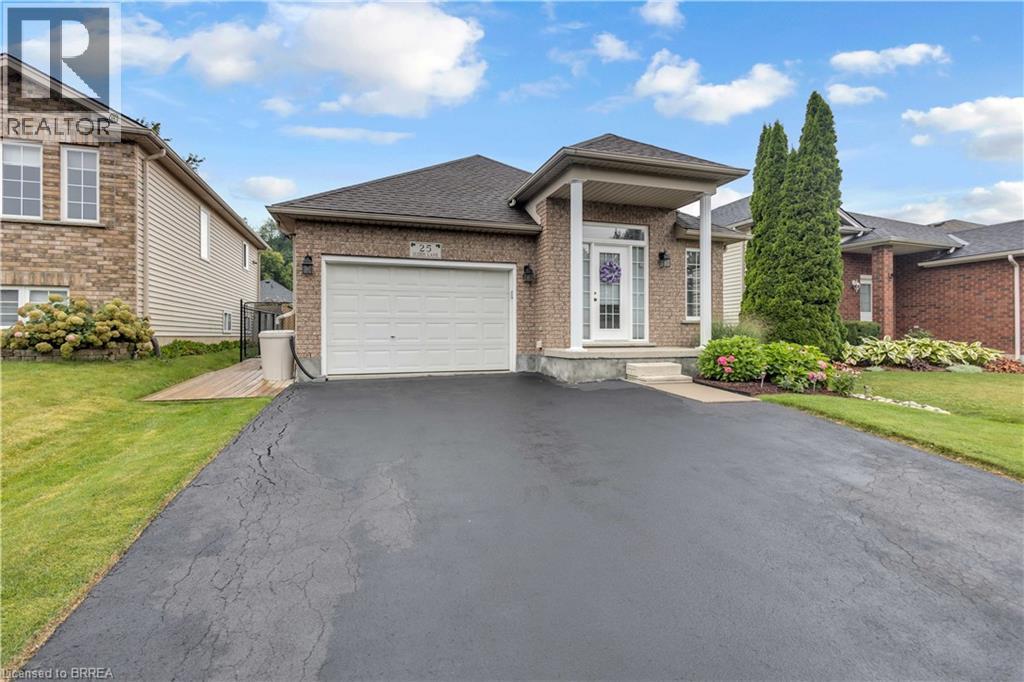 25 SUDDS Lane, Brantford