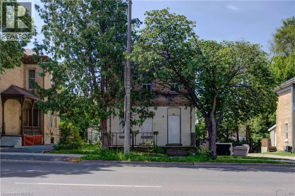 209 DALHOUSIE Street, Brantford