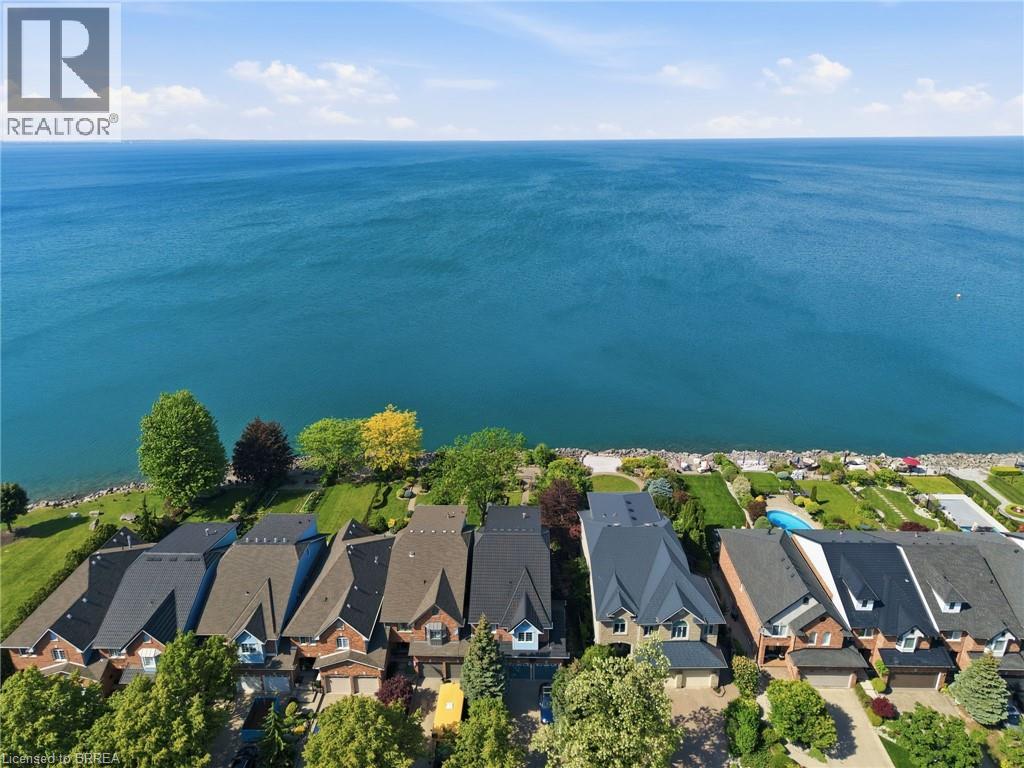 23 EDGEWATER Drive, Stoney Creek
